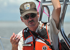 100820-G-5394S-207 Grand Isle U.S. Fish and Wildlife Service tour by Deepwater Horizon Response