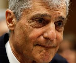 Robert Rubin, former chairman of the Executive Committee of the Board of Directors at Citigroup, prepares to testify before the Financial Crisis Inquiry Commission on Capitol Hill April 8, 2010.