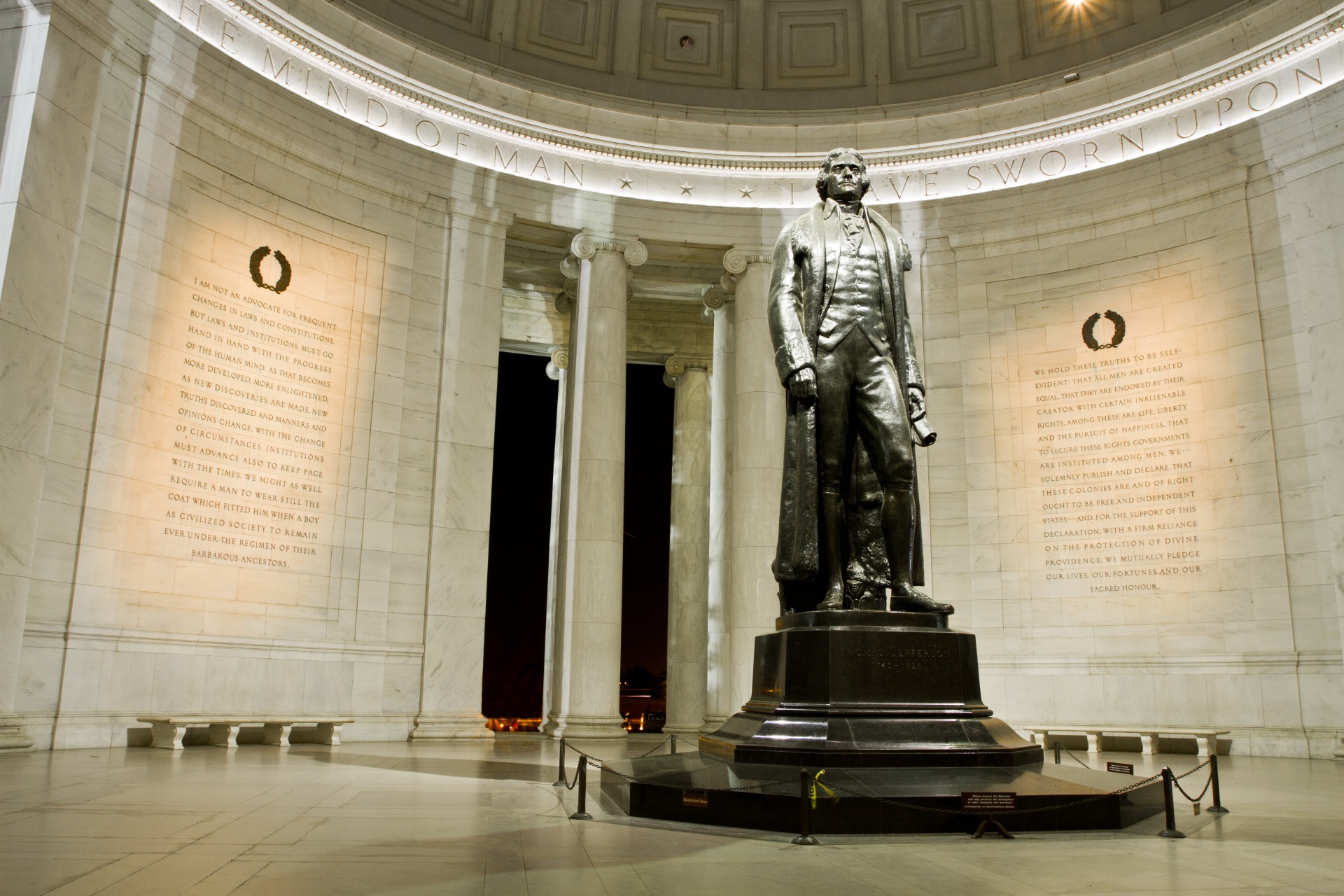 Photo of the Thomas Jefferson Monument