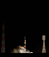 Expedition 30 Launch (201112210001HQ)