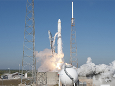 SpaceX's Falcon 9 rocket and Dragon spacecraft lift off from Launch Complex-40 at Cape Canaveral Air Force Station, Fla.