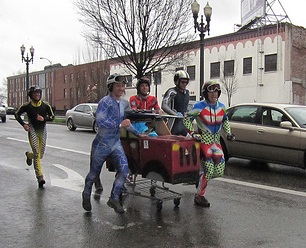 Goofy Urban Iditarods Take an Extreme Race to City Streets