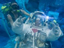 NASA astronaut Mike Fossum trains for the Expedition 28 mission.