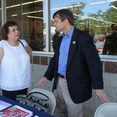 Photo: Mike speaks to a Northlake constituent during ‘Congress on Your Corner’ at the local Aldi.