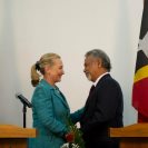 Photo: U.S. Secretary of State Hillary Clinton and Timor-Leste’s Prime Minister Xanana Gusmao wish each other well after their joint press conference in Dili, Timor-Leste, September 6, 2012. [UNMIT photo by Bernardino Soares]