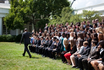 President Obama Waves Goodbye to Summer 2011 White House Interns