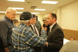 Congressman Stutzman speaks with Hoosier Veterans 