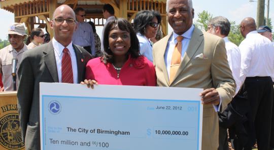 Congresswoman Sewell Announces $10 Million TIGER Grant for the City of Birmingham feature image