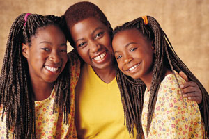 Una madre y dos hijas