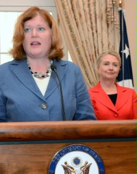 Date: 07/24/2012 Description: Assistant Secretary Anne C. Richard and Secretary Clinton - State Dept Image