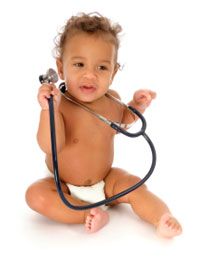 Foto: Bebé con estetoscopio