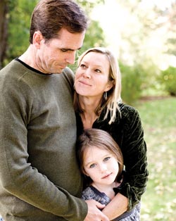 Lee and Bob Woodruff, with daughter Nora