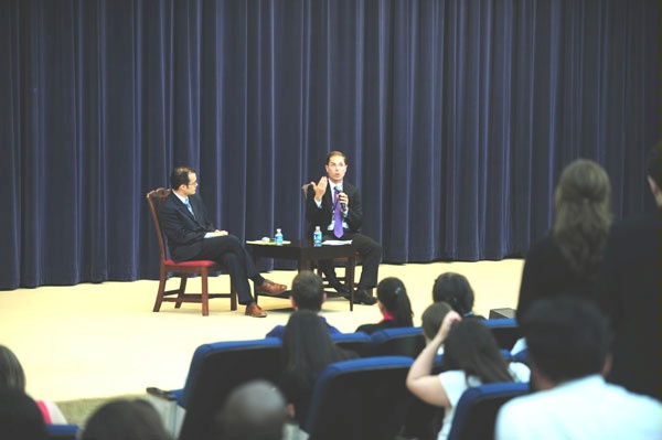 Mr. Goldberg responding to questions during a Foreign Policy Classroom briefing discussion on "U.S.-China Relations".