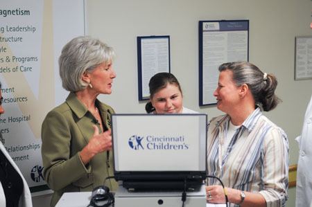 HHS Secretary Sebelius visits the Cincinnati Children’s Hospital and meets with staff Doctors and Nurses.