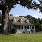 The visitor center at Charles Pinckney NHS is a historic farmhouse.