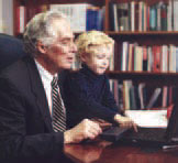 Dr. Donald Lindberg and grandson explore www.medlineplus.gov