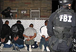 FBI: las pandillas hispanas est�n creciendo m�s que otras