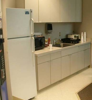 Kitchenette with side approach access