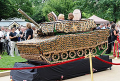 Army marks 237th birthday with Thanks & Cupcake Tank