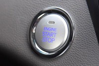 2011 Hyundai Sonata Hybrid start button