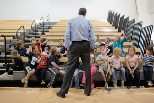 Secretary Duncan Talks with First Grade Students