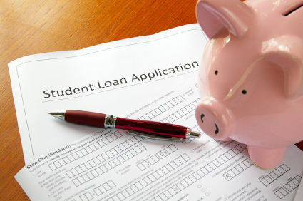 Consider When to Use Private Student Loans