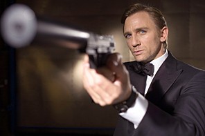 Actor Daniel Craig is shown as the latest James Bond in this undated publicity photograph released by EON Productions October 14, 2005. The English actor was named as the next James Bond Friday, ending months of speculation over who would replace Pierce Brosnan as agent 007 on Her Majesty's secret service. Craig will star in 'Casino Royale', which begins filming in January 2006. NO SALES NO ARCHIVES  REUTERS/Greg Williams/EON Productions/Handout