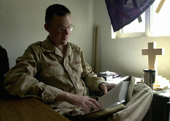 Picture of Soldier Reading Bible
