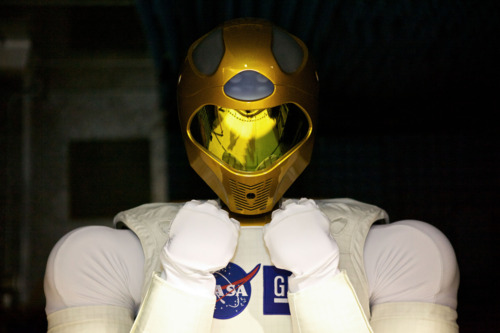 Robonaut 2, the first dexterous humanoid robot in space