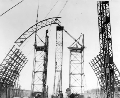 First Top Truss of Hangar 1