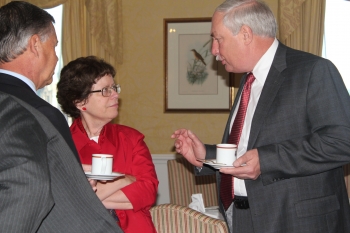 Acting Deputy Secretary Rebecca Blank Conversing with Members of the American Chamber of Commerce in Canada