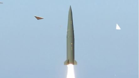 한국 군의 자체 기술로 개발된 탄도 미사일