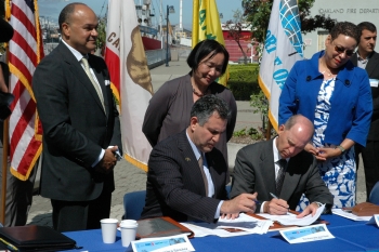 Department of Commerce and American Association of Port Authorities sign memorandum of intent