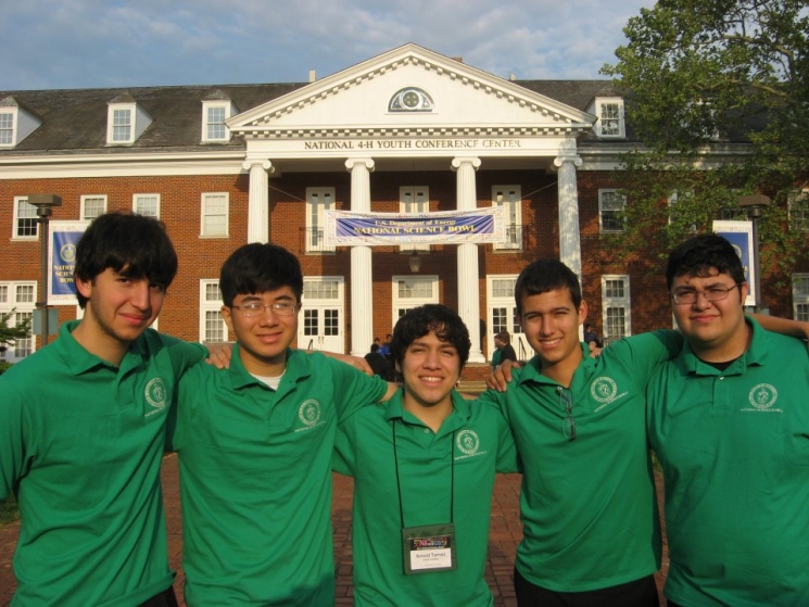 Winners of the 2011 Regional Science Bowl competition (hosted in partnership with the University of Texas - Pan American) pose at the national competition in Washington, DC. | Courtesy of the University of Texas - Pan American HESTEC Program.