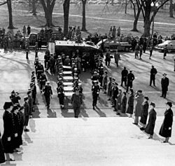 Charters Arriving at National Archives Building, 1952