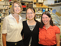 (l-r): Jennifer Cannons, Roseanne Zhao (lead author), Pam Schwartzberg