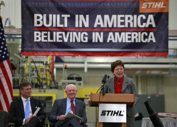 Acting U.S. Commerce Secretary Rebecca Blank Announces $40 Million Initiative to Challenge Businesses to Make it in America (Photo: Roberto Westbrook and STIHL Inc.)