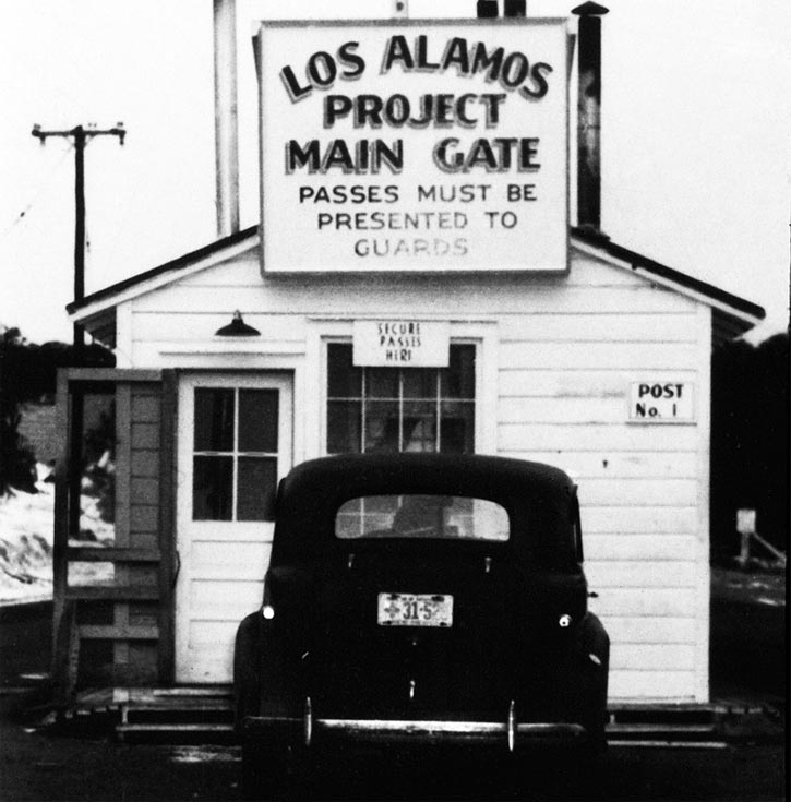 Los Alamos Gate 1942