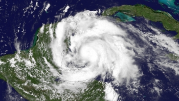 Satellite image of Hurricane Ernesto taken on Aug. 7, 2012 in the Gulf of Mexico (NOAA)