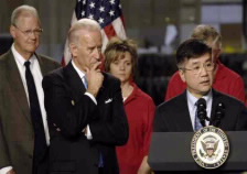 Vice President Biden and Commerce Secretary Locke at podium. Click for larger image.