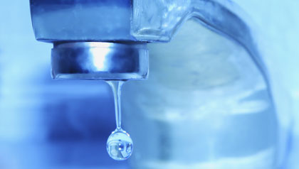 Fall Savings Challenge 2012: 10 Easy Ways to Save up to $100 a Month - Water Down the Drain