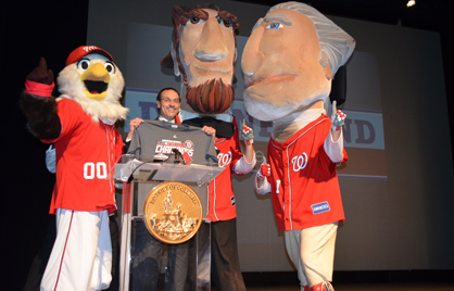 Mayor and Nationals President.jpg