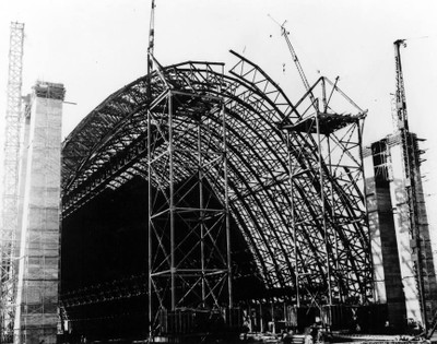 First Truss in Place on Hangar 1