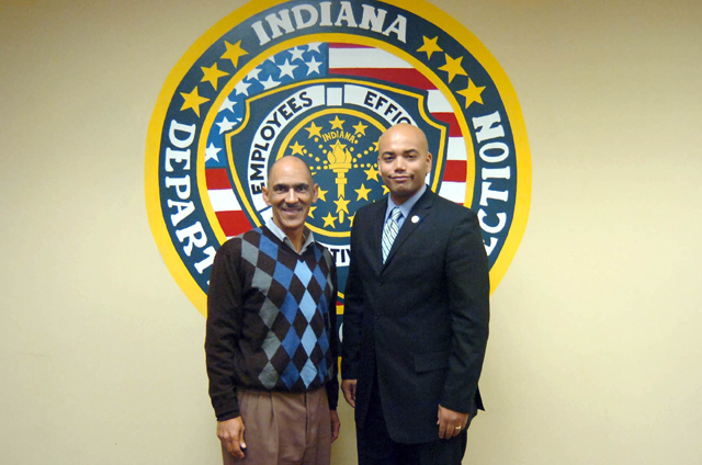 Coach Tony Dungy met with CFBNP Director Eugene Schneeberg as part of the Uncommon Leadership event at the Plainfield Correctional Facility in Plainfield, Indiana.