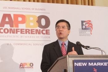 Secretary Gary Locke Addresses Small Business Owners at APBO about the Resources that the Government is Providing to Connect Small- and Medium-sized Businesses with Foreign Buyers,
