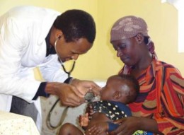 Congolese Refugees in Rwanda being treated by medical staff.