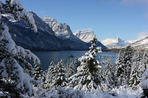 The popular overlook at Wild Goose Island in Glacier National Park has a different look this week with fresh snow on the trees and mountains. Fall has definitely arrived!Photo: National Park Service 