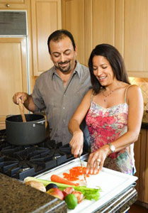 couple cooking