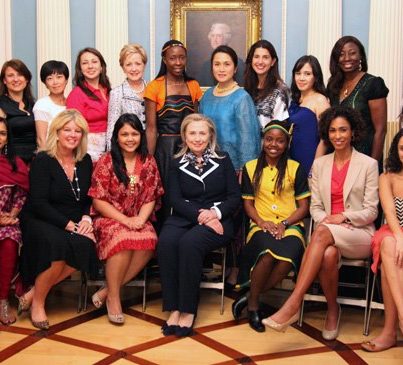 Photo: It's been an honor getting to know these 17 incredible leaders from around the world, through the U.S. Department of State & espnW Global Sports Mentoring program.

Following the closing ceremony luncheon yesterday, these emerging leaders had an opportunity to meet with another incredible leader, Secretary Clinton: http://owl.li/eghDa