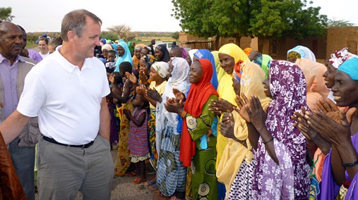 Ambassador David Lane visits the a dry land farming and seed distribution site in Tolkobeye Niger, August 2012. [State Department photo/ Public Domain]